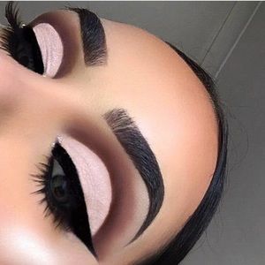 Meet your Posher, Carolina